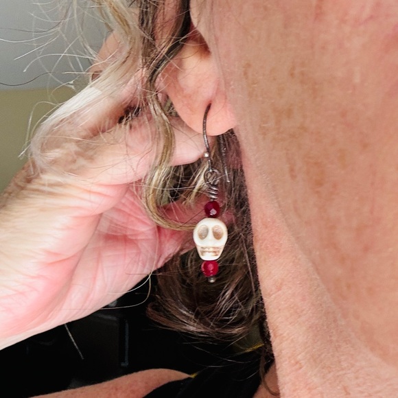 Handmade Skull & Ruby Earrings – Darkened Sterling Silver Gothic Chic - Picture 2 of 3